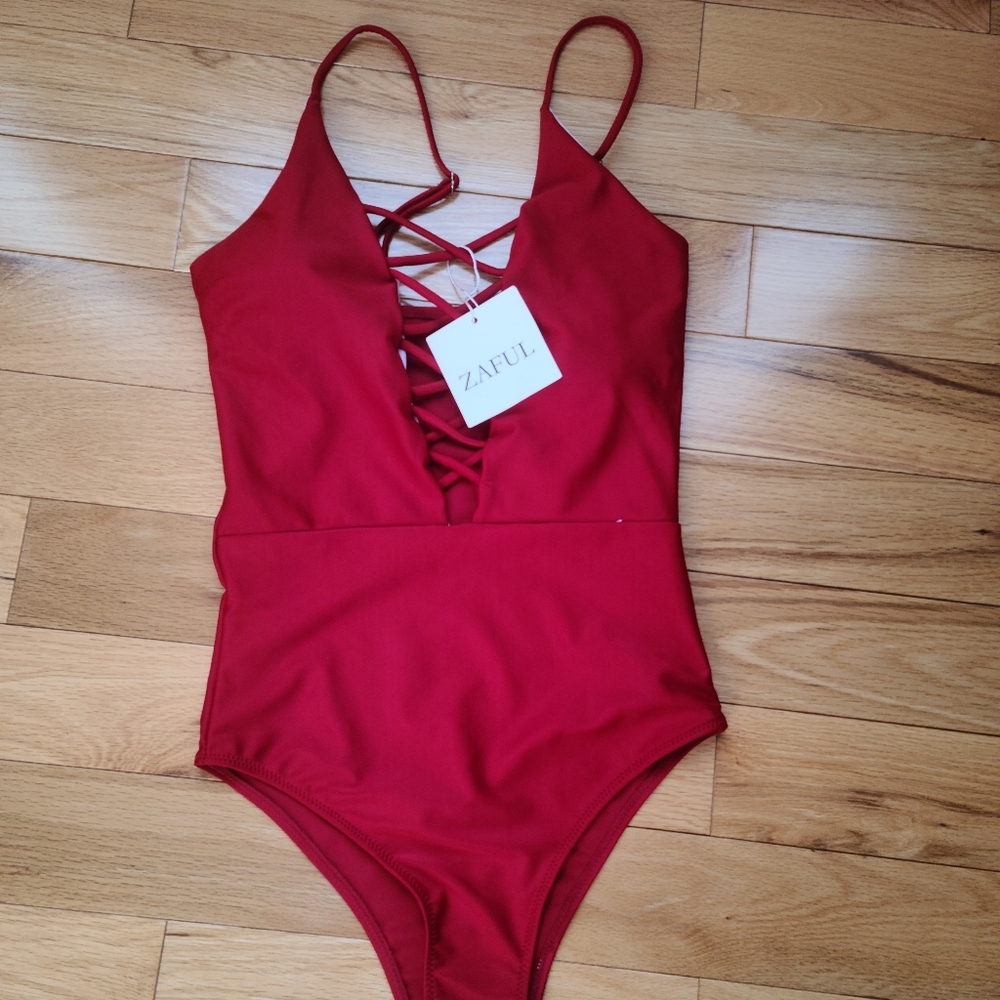 NWT Zaful swimsuit size Small